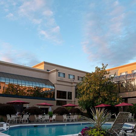 קלקאמאס Monarch Hotel & Conference Center מראה חיצוני תמונה