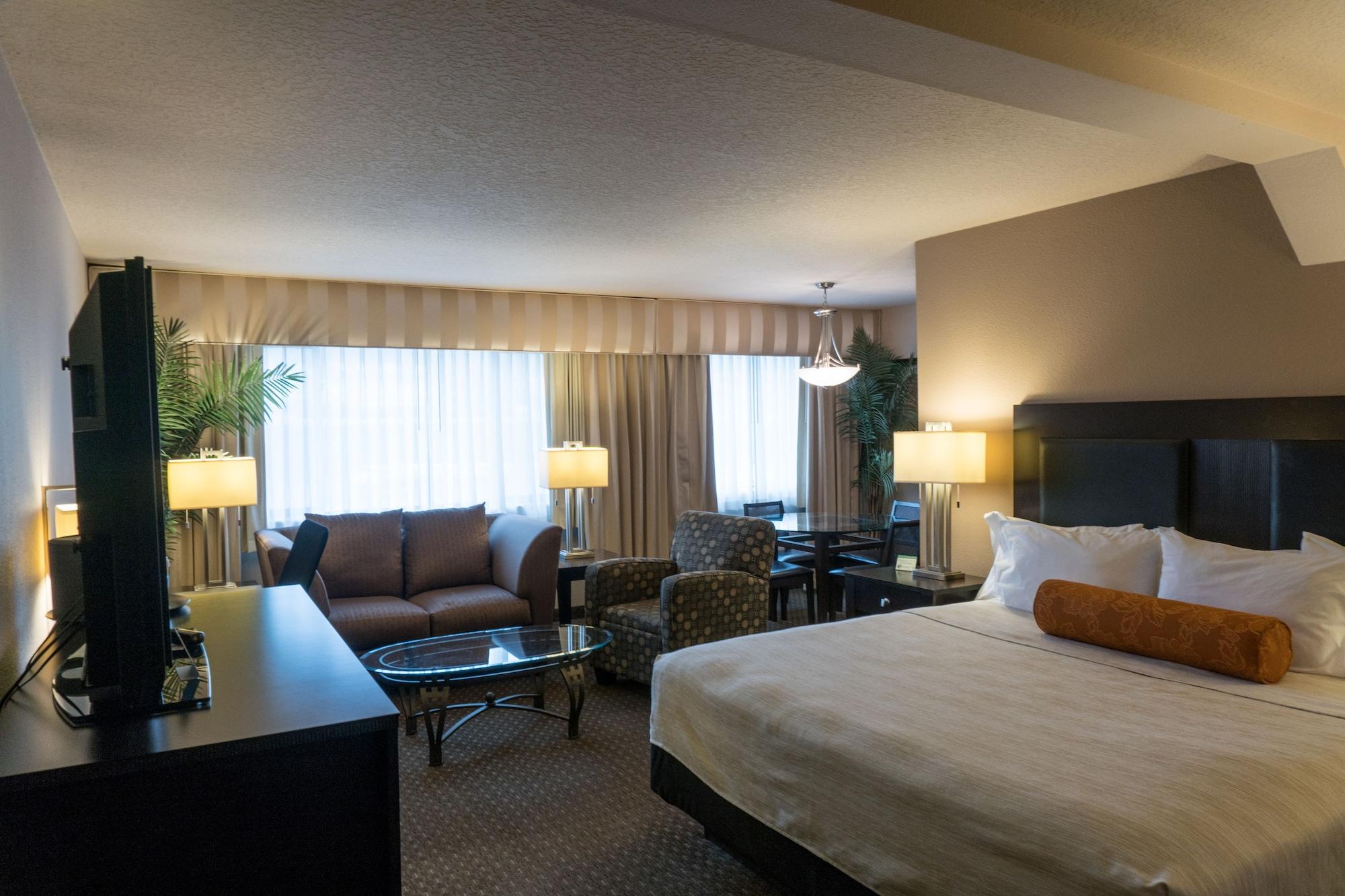 קלקאמאס Monarch Hotel & Conference Center מראה חיצוני תמונה